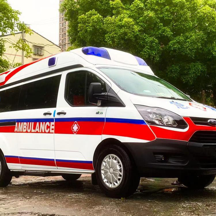 兴隆跨省救护车出租护送返乡